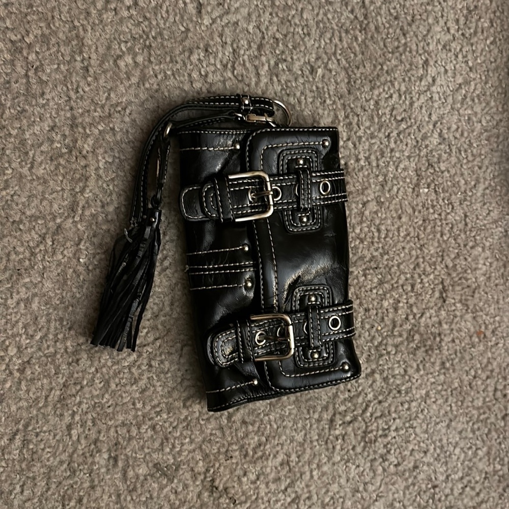 Rafe wristlet